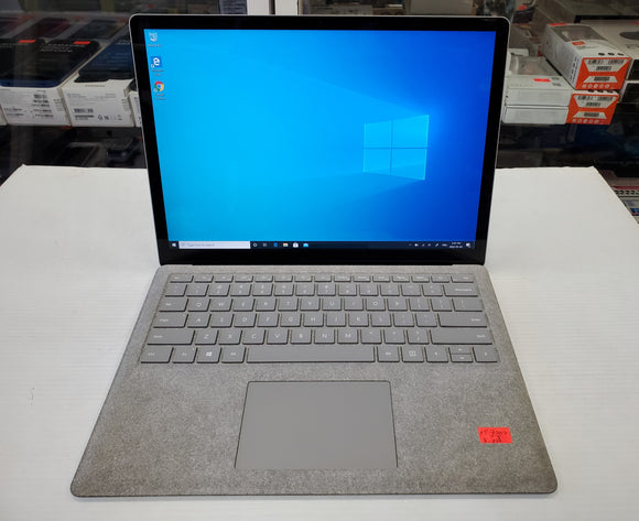 Microsoft Surface Laptop, Model 1769 (DAG-00003) Graphite Gold, Intel i5, 8GB RAM, 256GB SSD, Win10 - Used